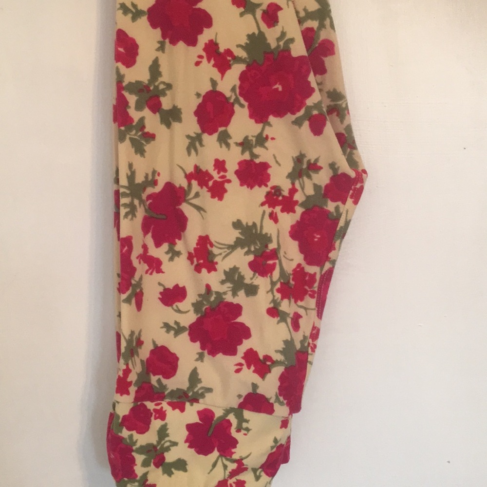 LulaRoe One-Size Legging